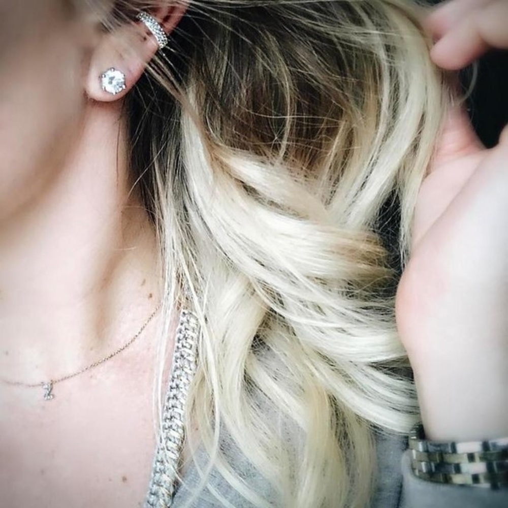 *NEW* Stella & Dot Silver Sparkle Studs